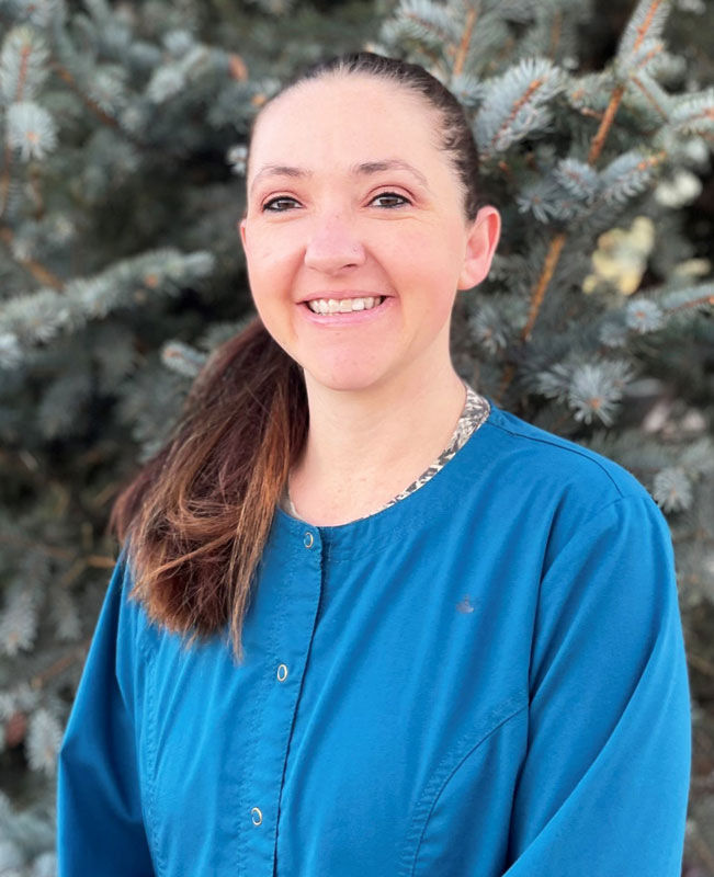 Shandie - Dental Assistant